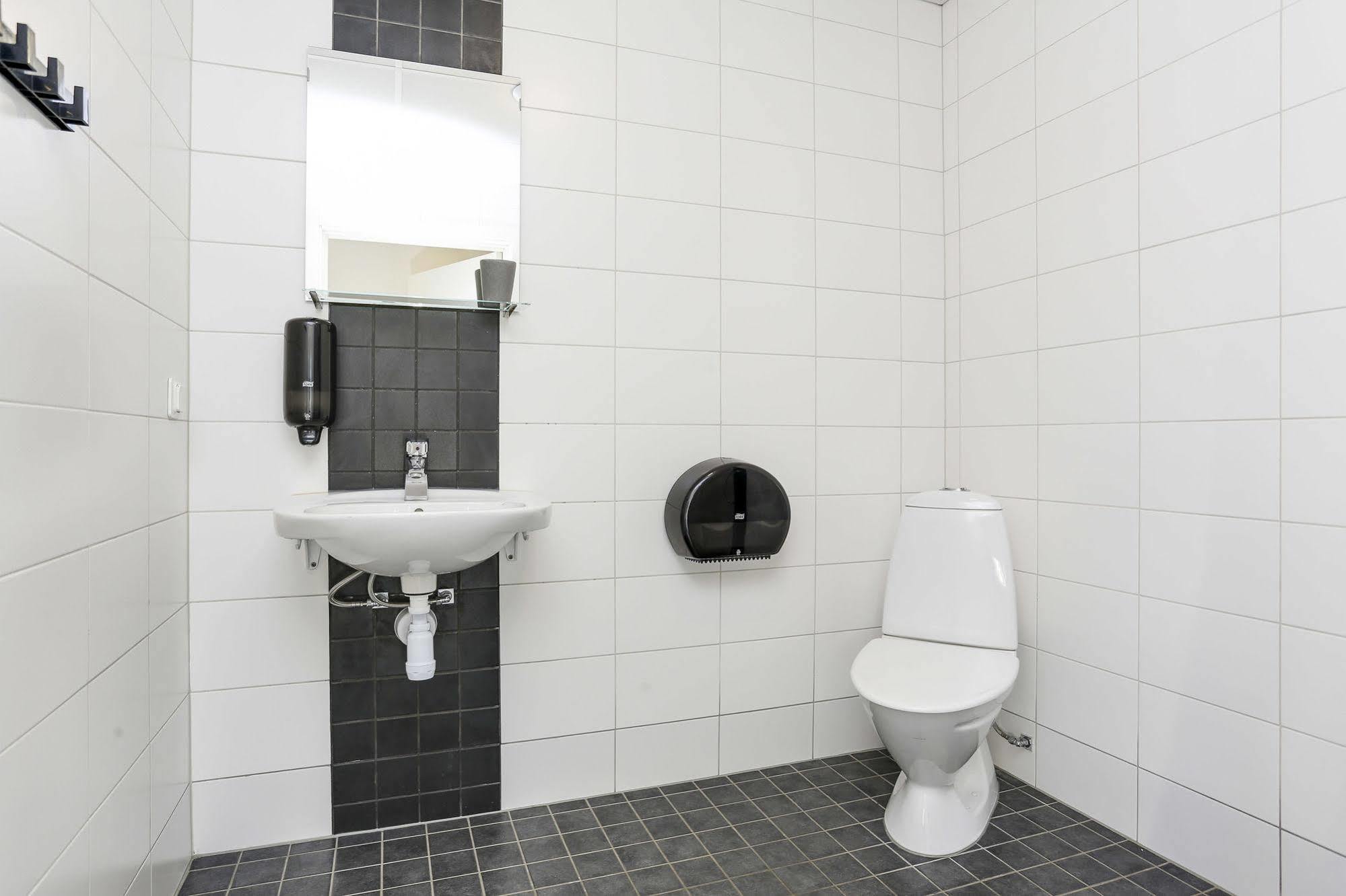 Hotel Vindeus Södertälje Kültér fotó